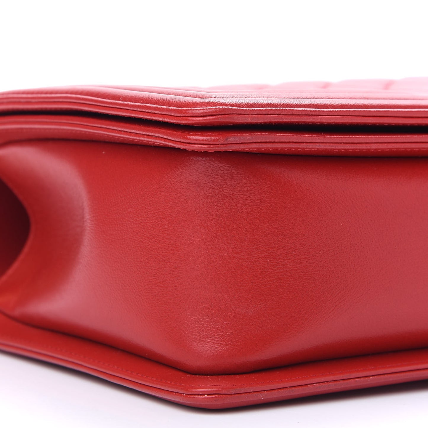Lambskin Quilted New Medium Boy Flap Red