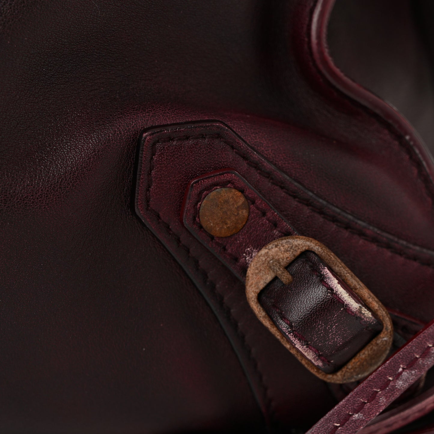Used Calfskin Rust Hardware Neo Classic City Burgundy