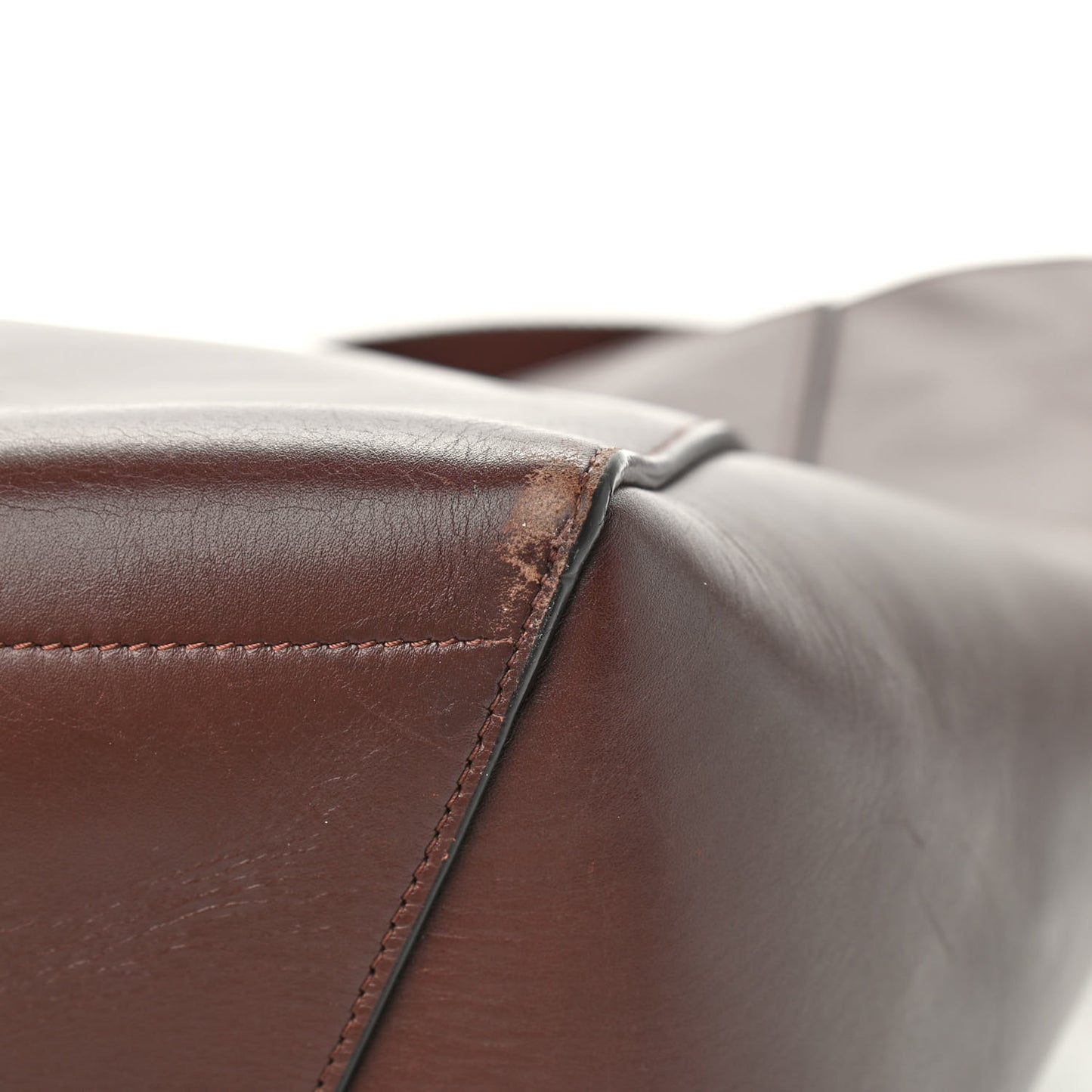 Supersoft Calfskin Sangle Bucket Bag Burgundy