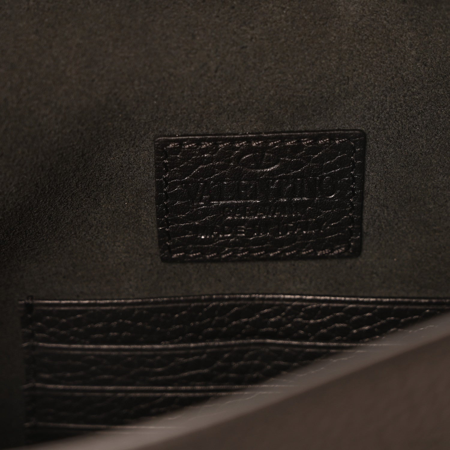 Valentino Garavani Pebbled Calfskin Large Rockstud Envelope Clutch Black 6 of 9