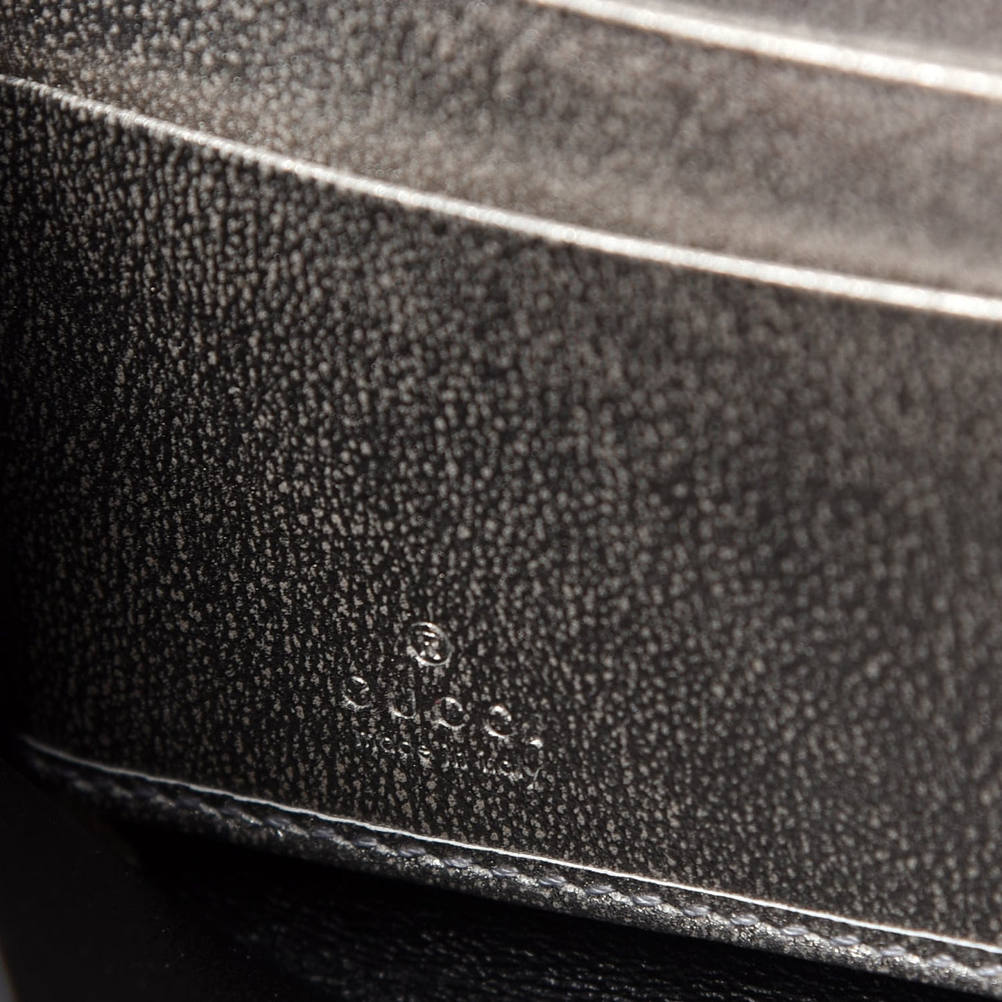 Laminated Lizard GG Marmont Zip-Around Wallet Silver