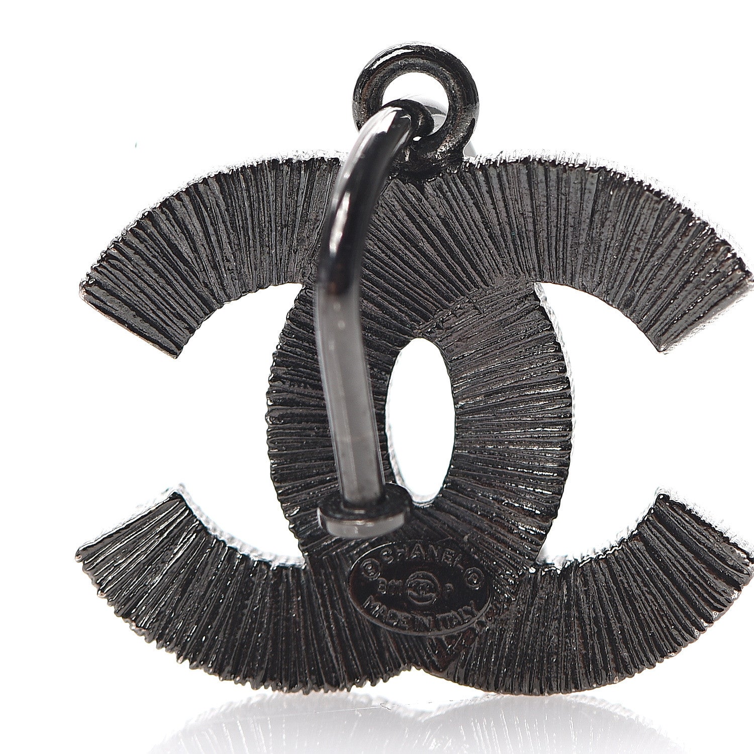 Chanel Pearl CC Earrings Ruthenium 4 of 5