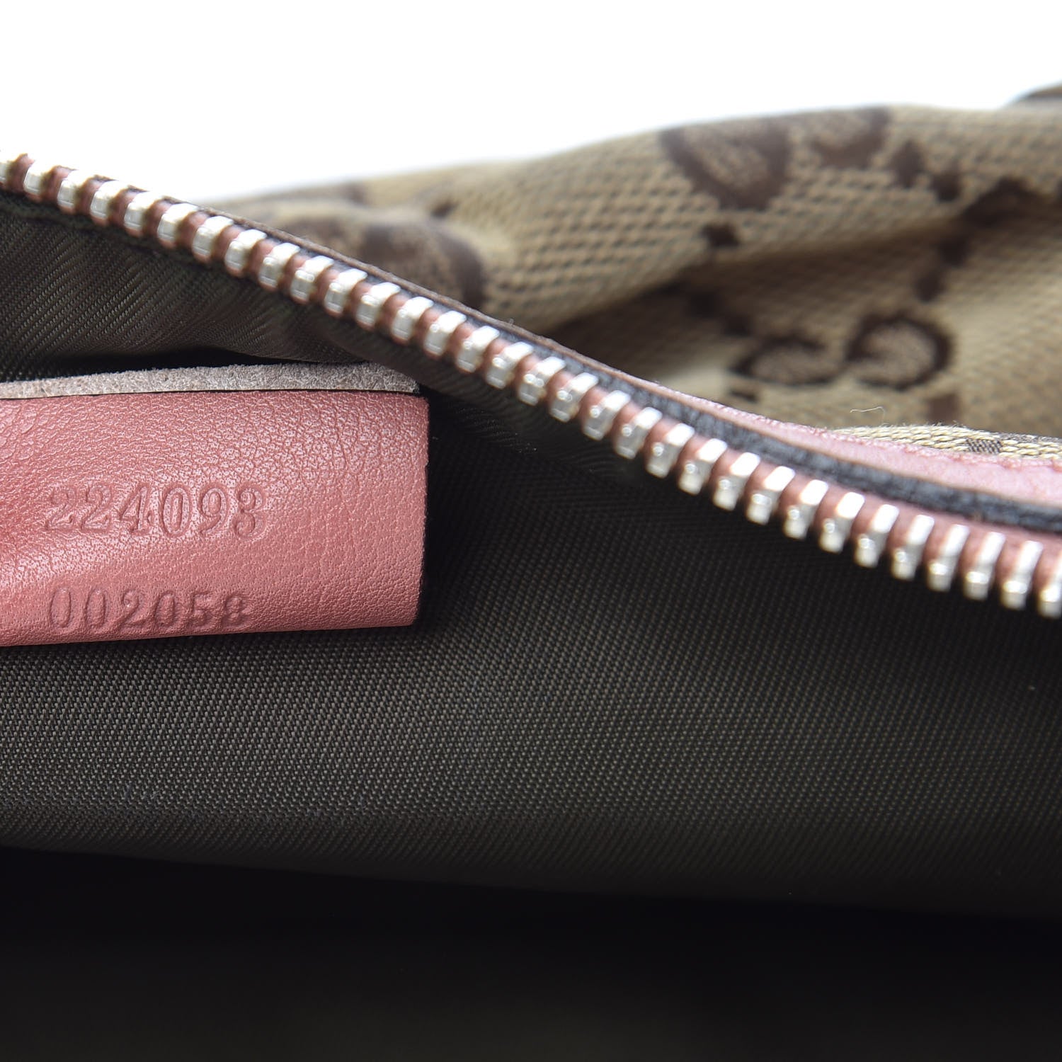 Gucci Monogram Pochette Pink 7 of 10