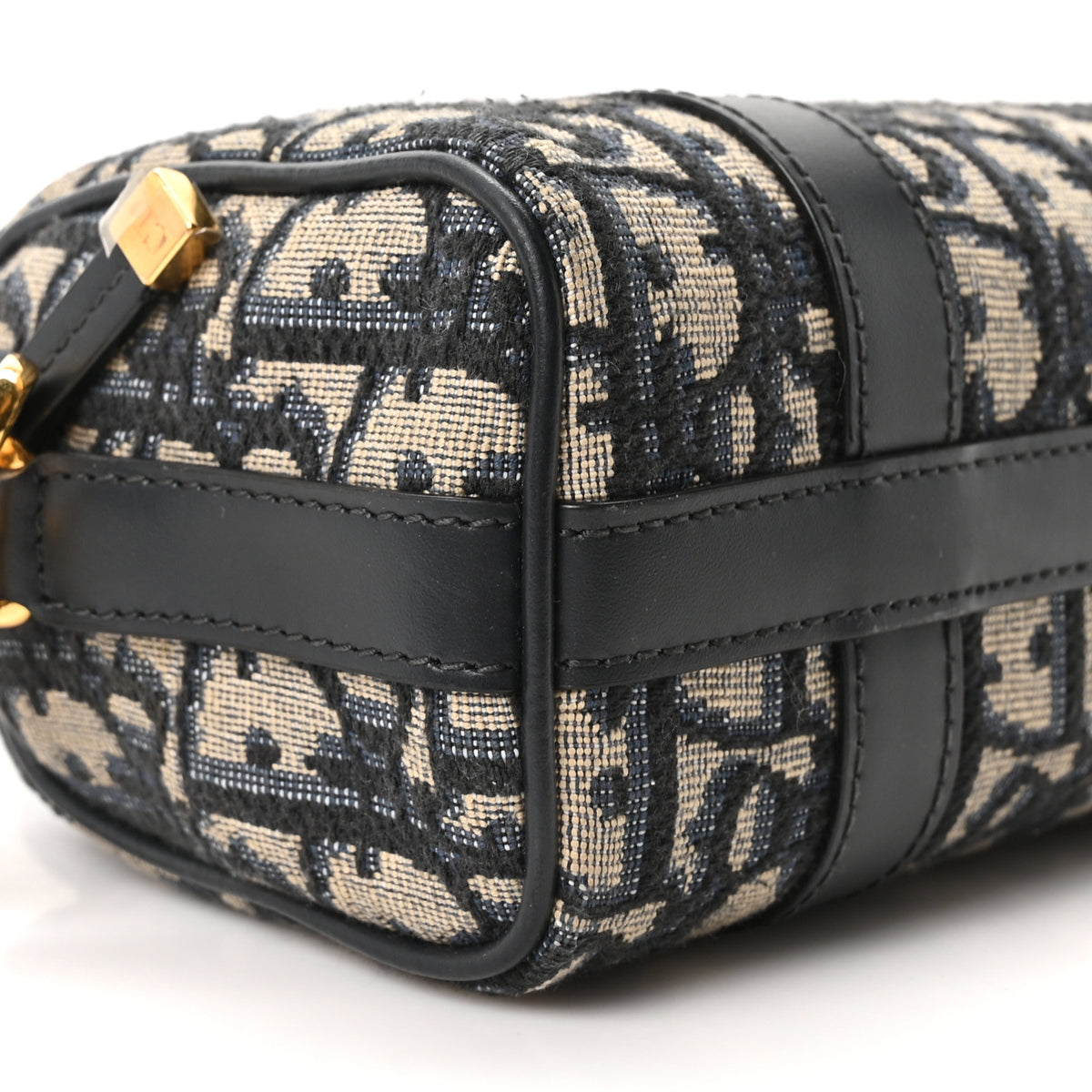 Oblique Nano Groove 17 Bag Blue