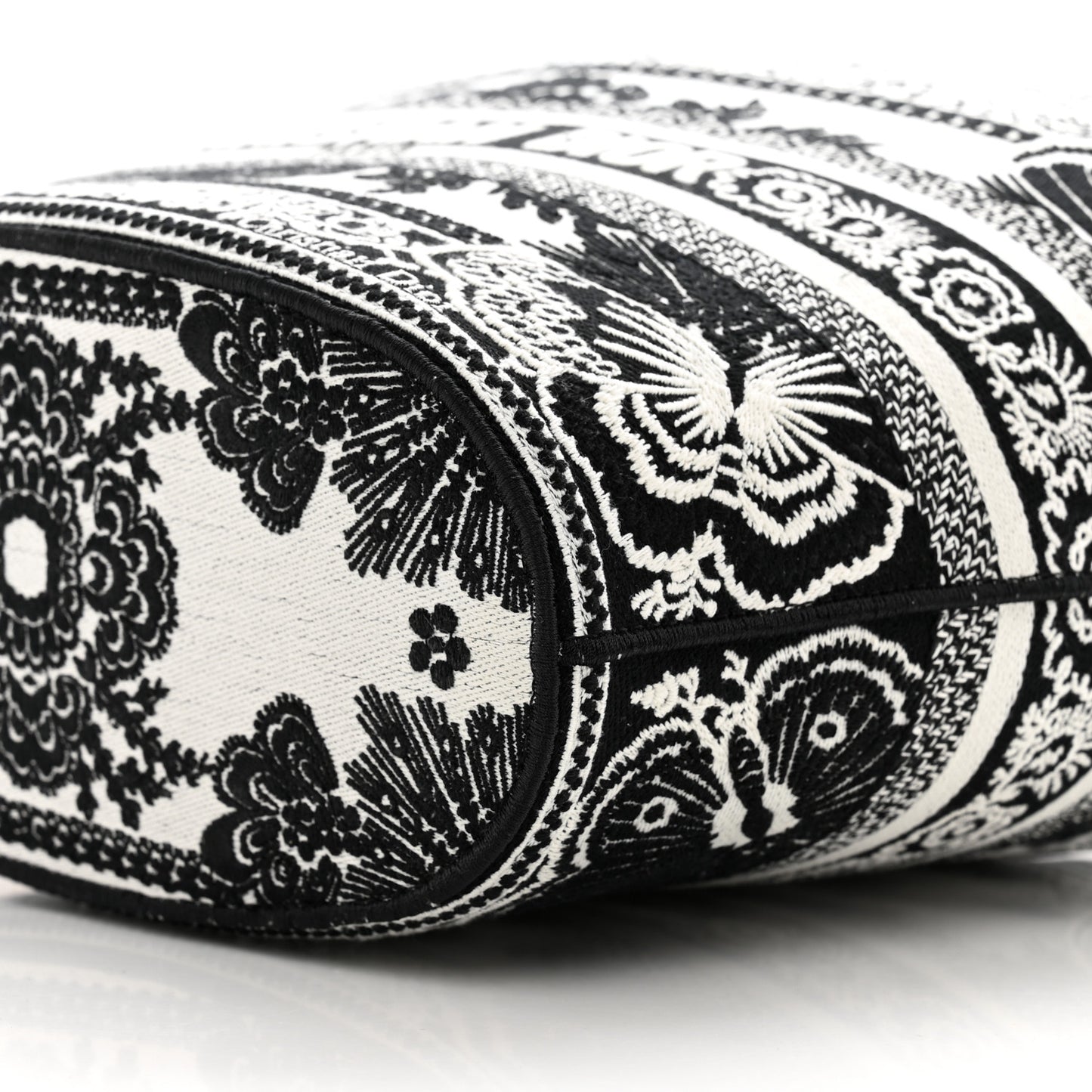 Canvas Embroidered Butterfly Bandana Print Hat Basket Bag Black White
