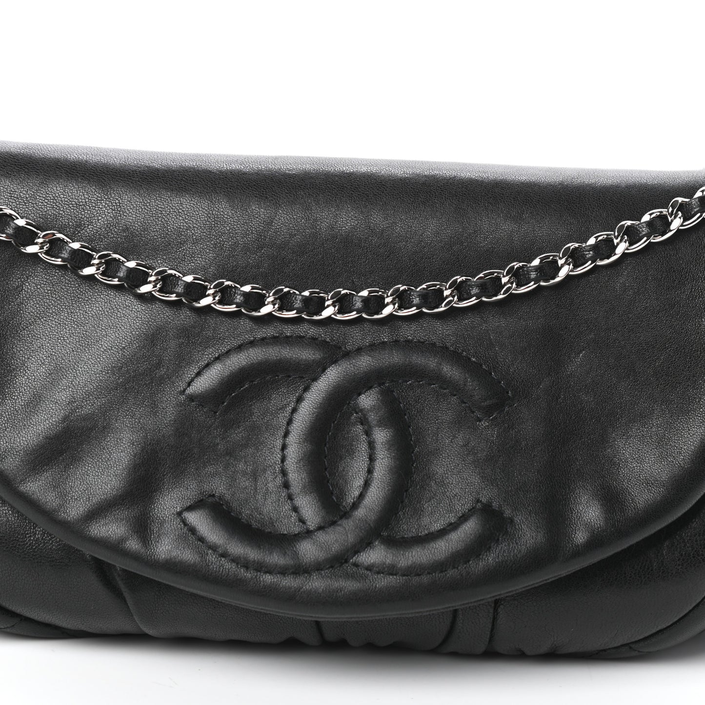 Lambskin Half Moon Wallet On Chain WOC Black