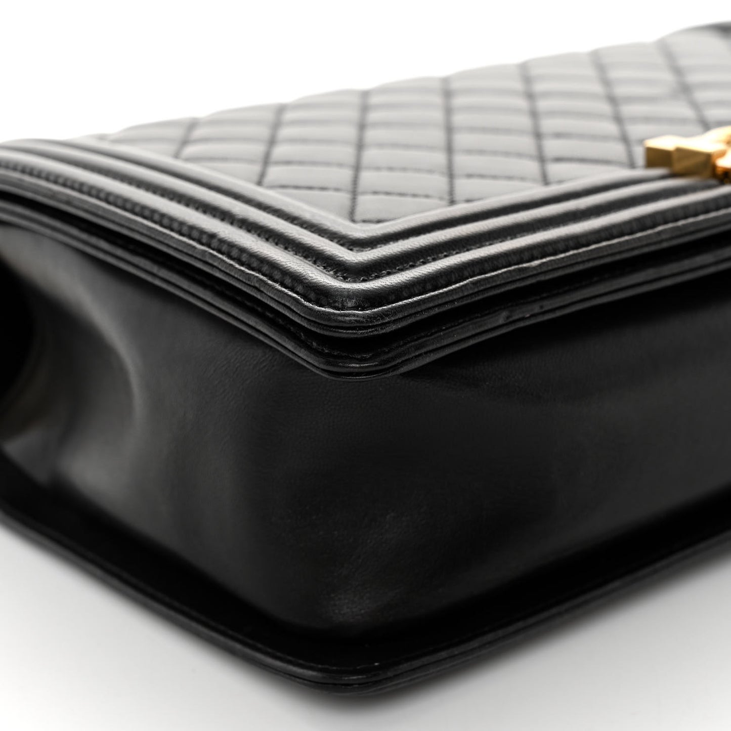 Lambskin Quilted New Medium Boy Flap Black
