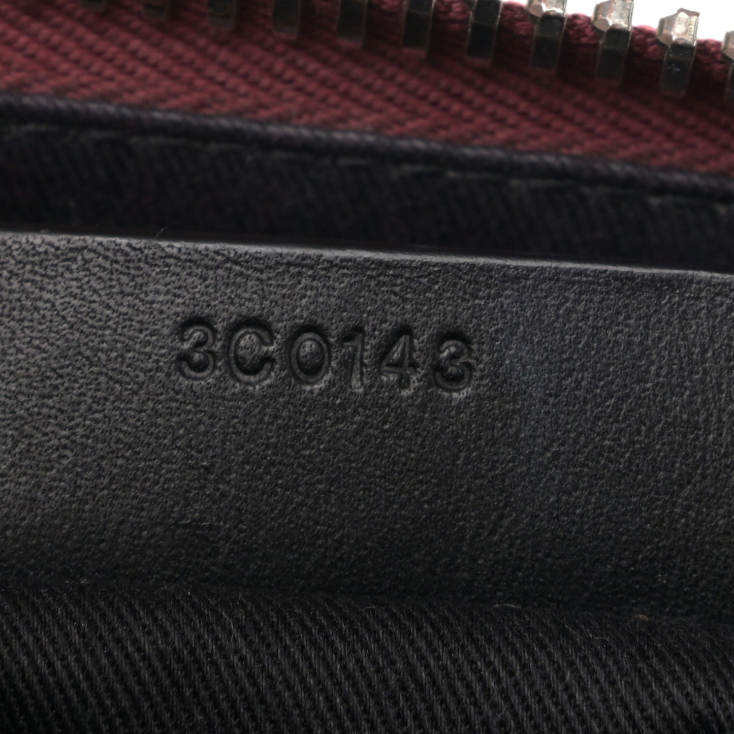 Shiny Lord Calfskin Medium Antigona Burgundy