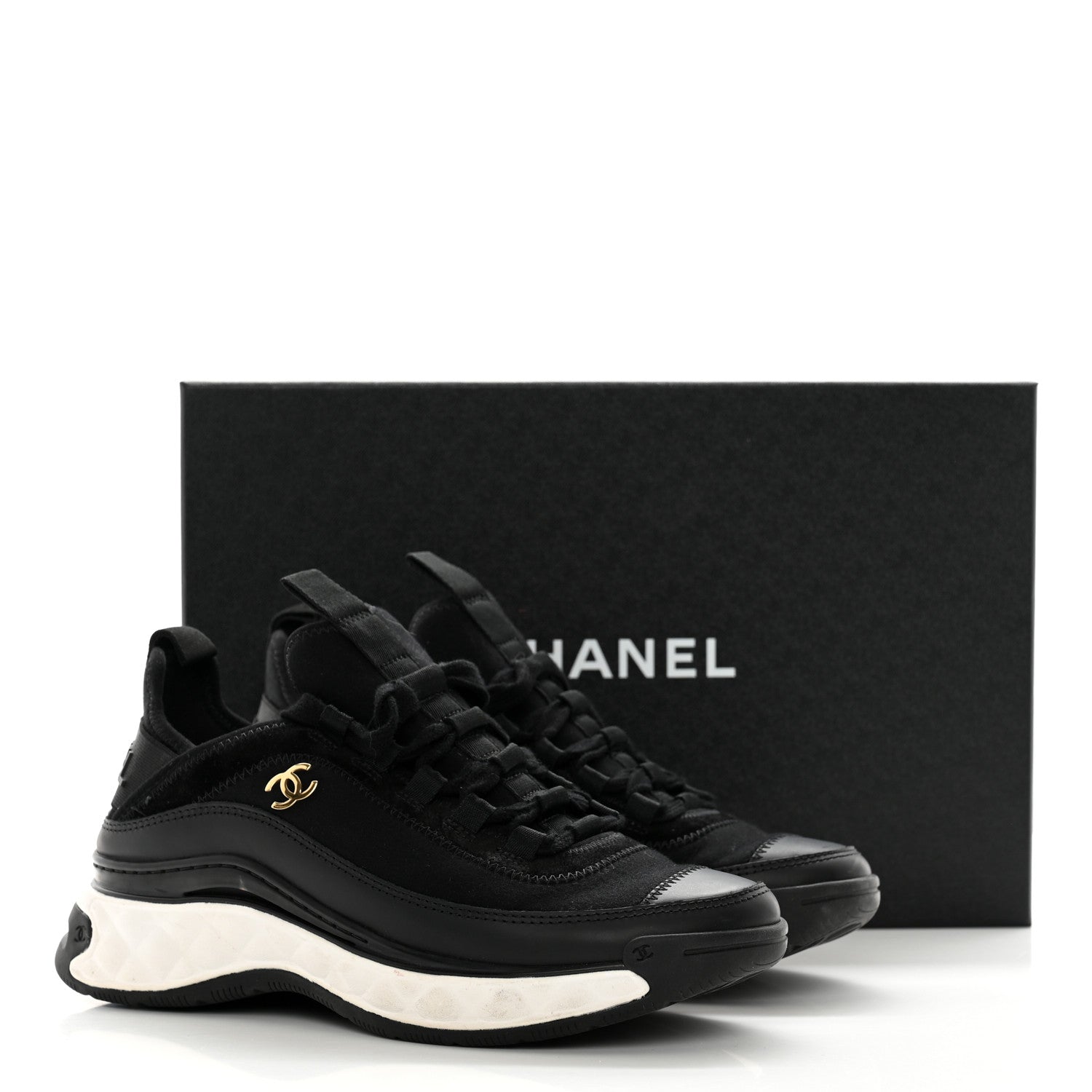 Chanel Velvet Calfskin Mixed Fibers CC Sneakers 37 Black 23 of 23