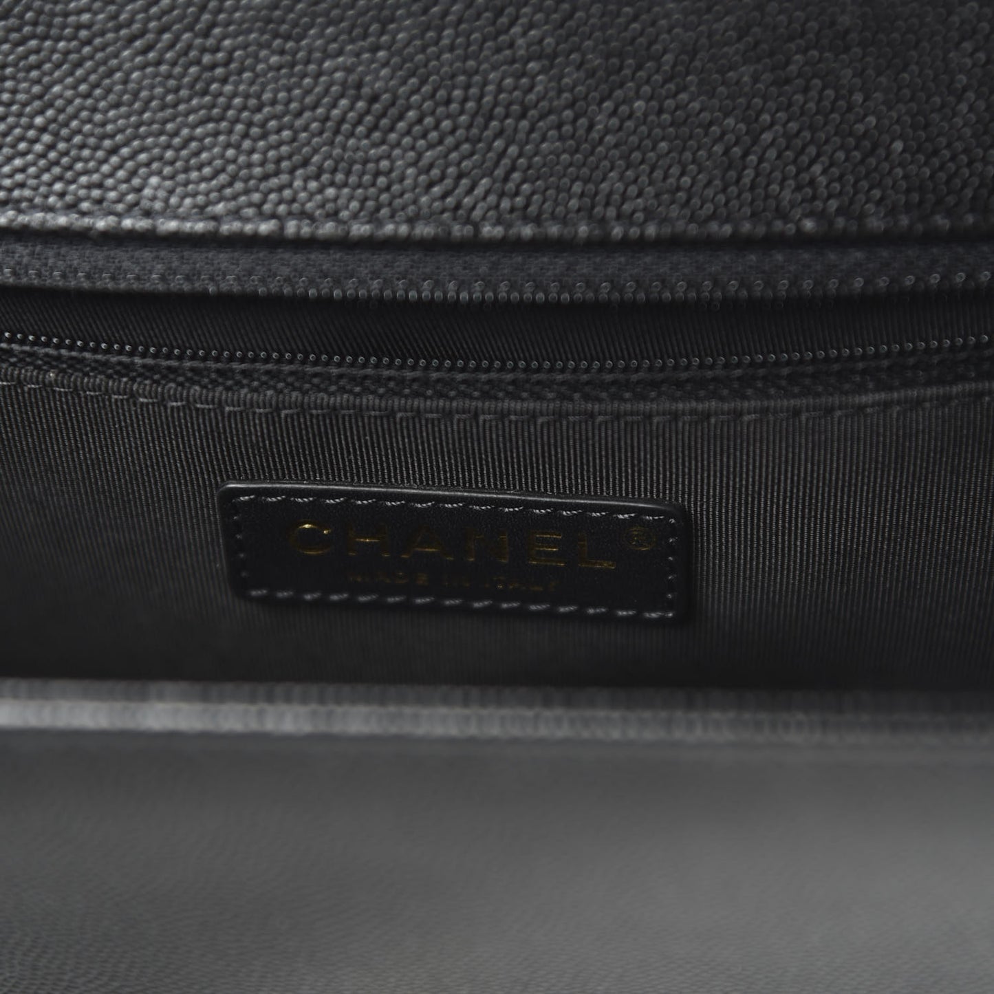 Caviar Quilted New Medium Boy Flap Black
