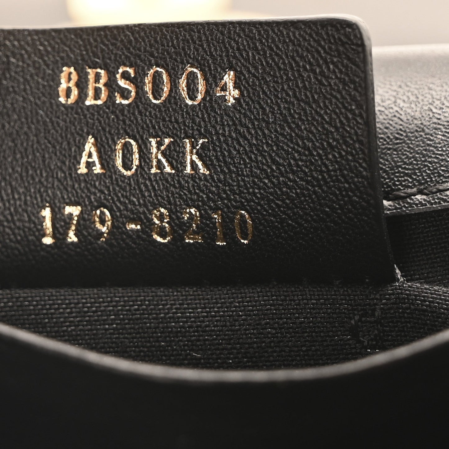 Vitello Liberty Lucido F is Fendi Wallet on Chain Black