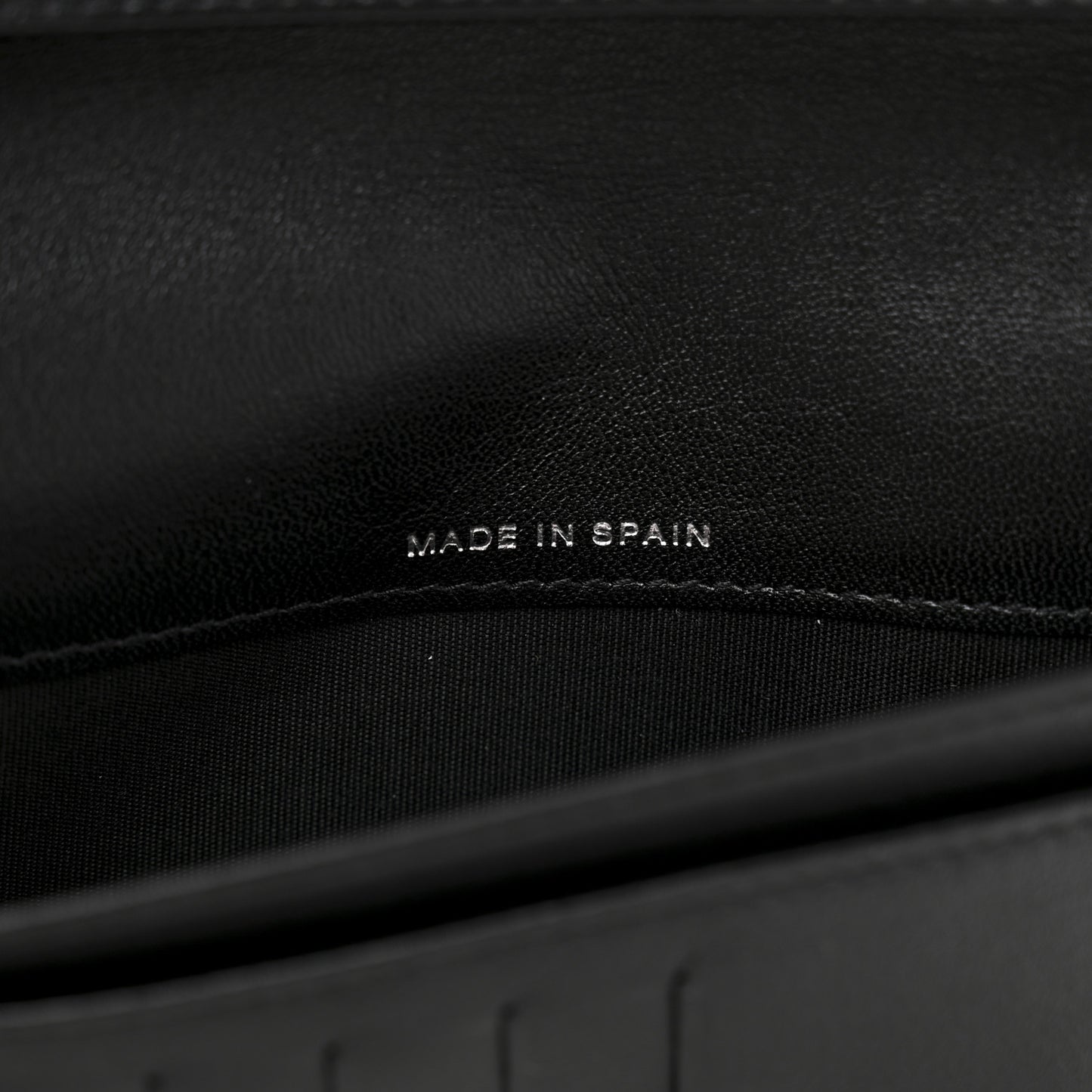 Caviar Timeless CC Yen Wallet Black