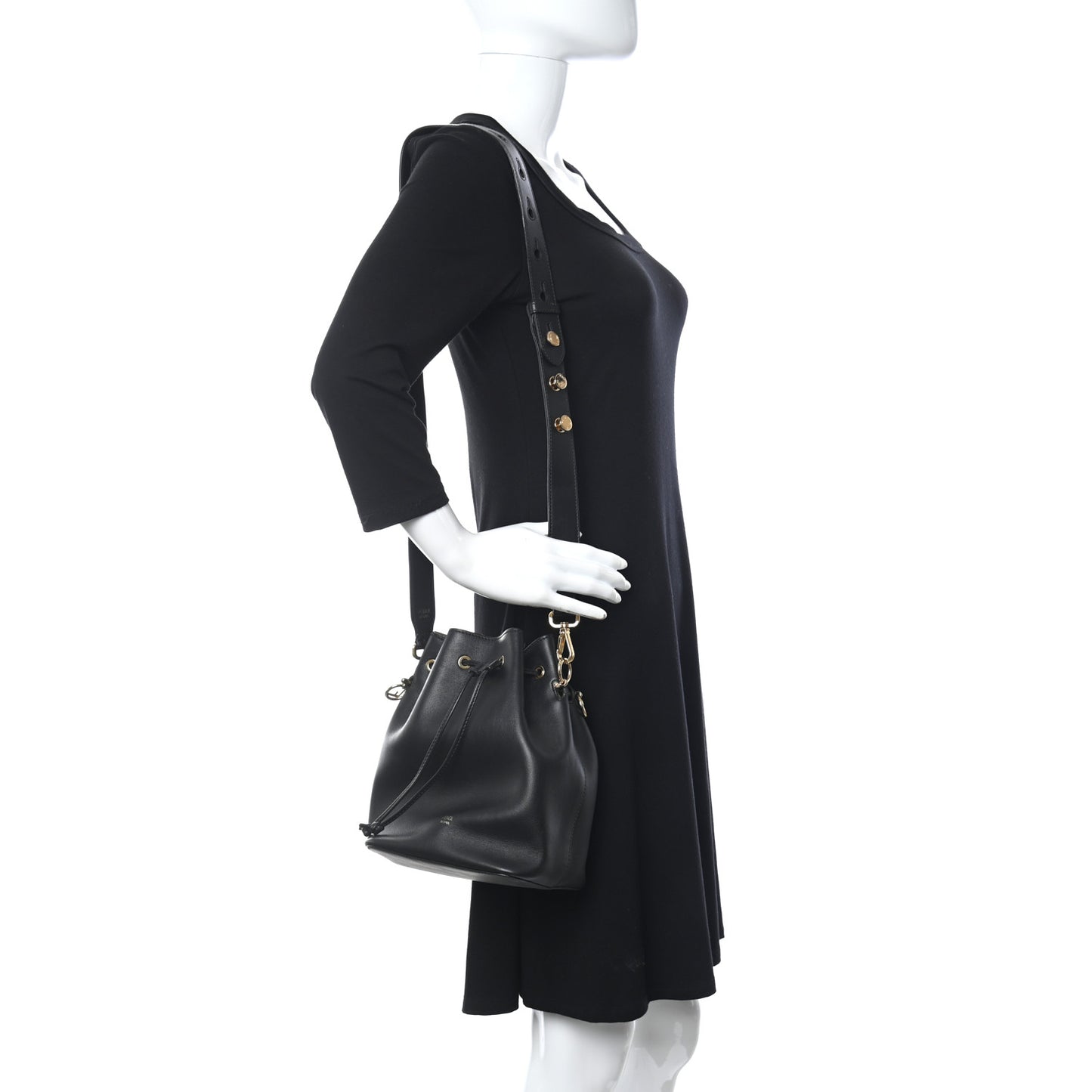 Vitello Grace Matte F is Fendi Grande Mon Tresor Bucket Bag Black