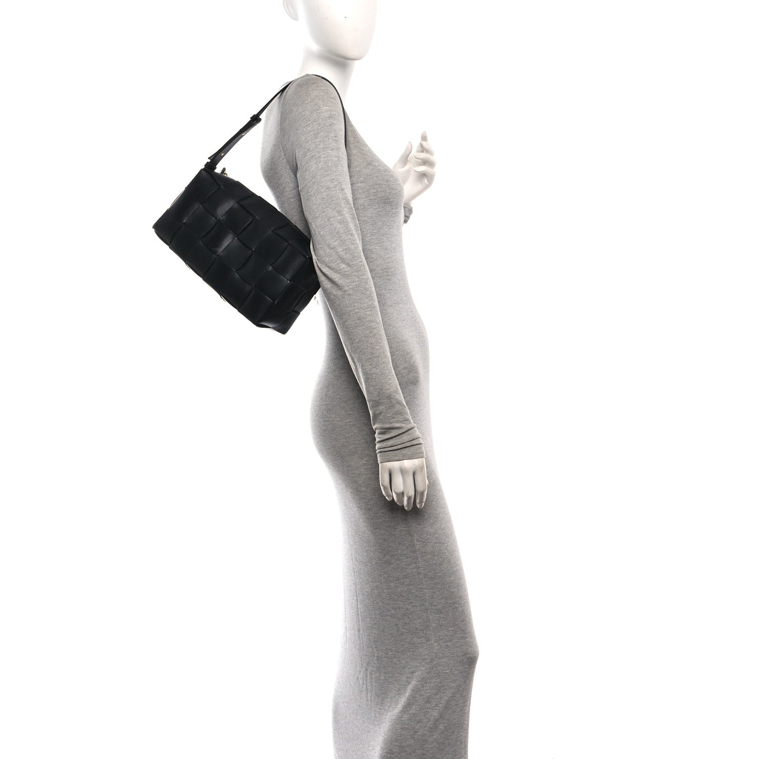 Bottega Veneta Lambskin Maxi Intrecciato Brick Cassette Bag Black 2 of 9