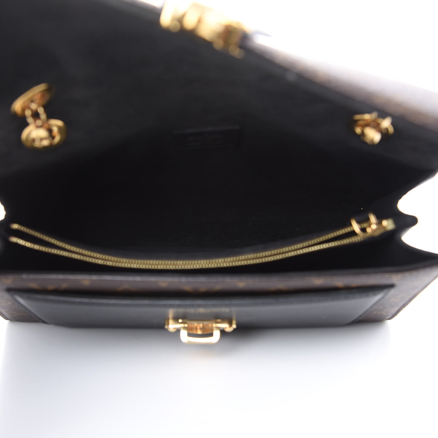 Monogram Victoire Black