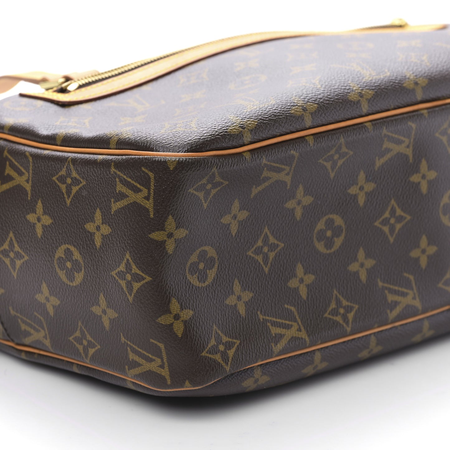 Monogram Cite GM