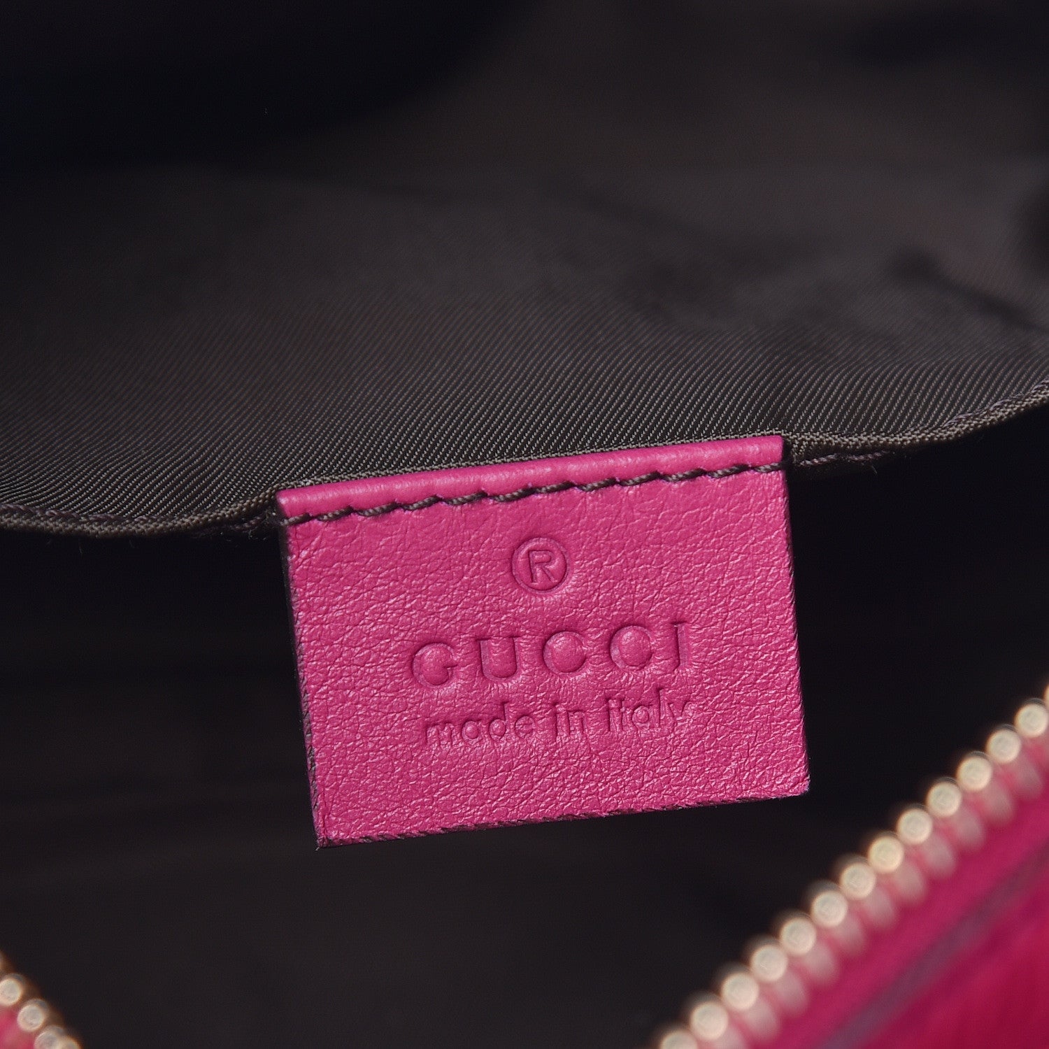 Gucci Soft Patent Soho Cosmetic Case Bright Bougainvillea 6 of 9
