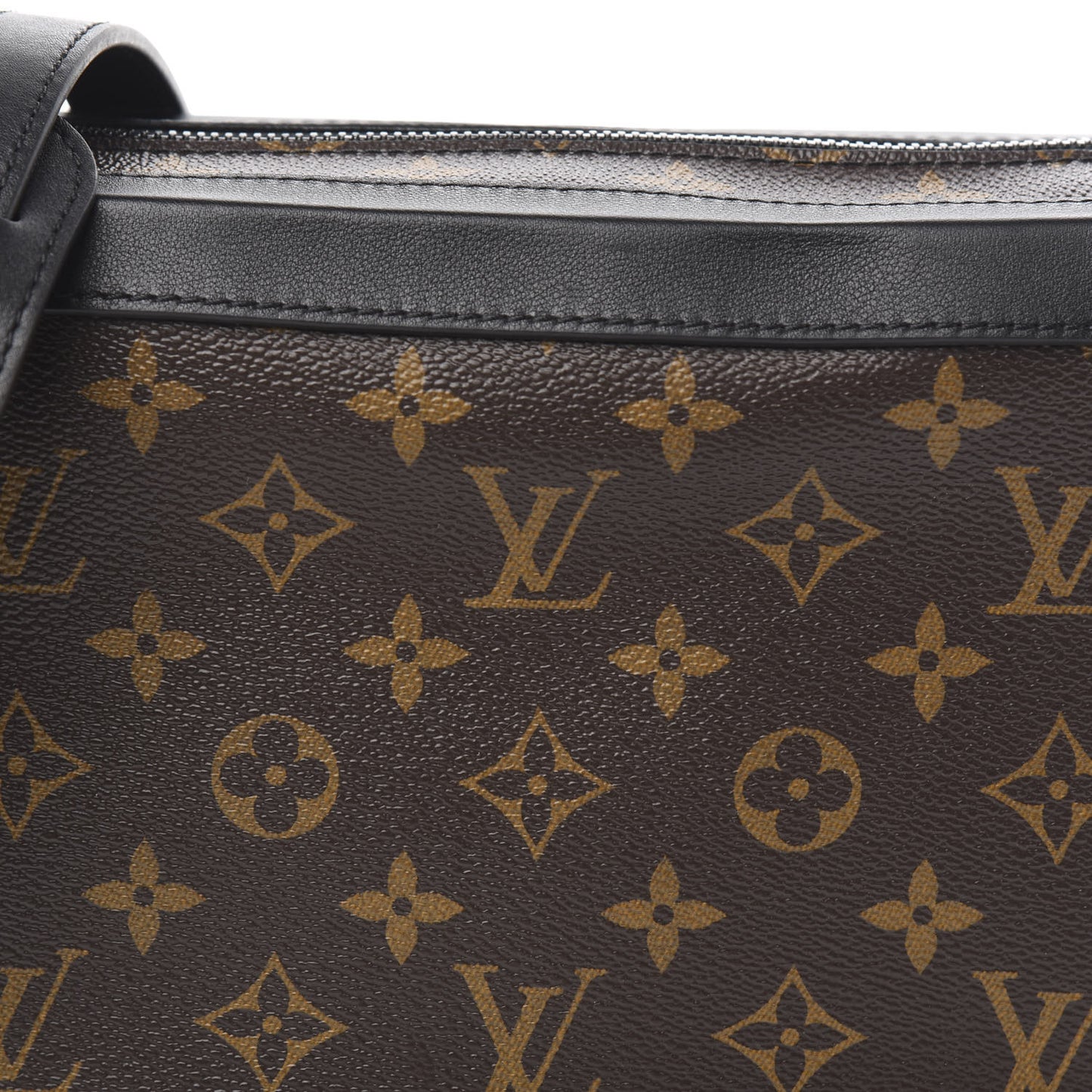 Monogram Solar Ray Soft Trunk