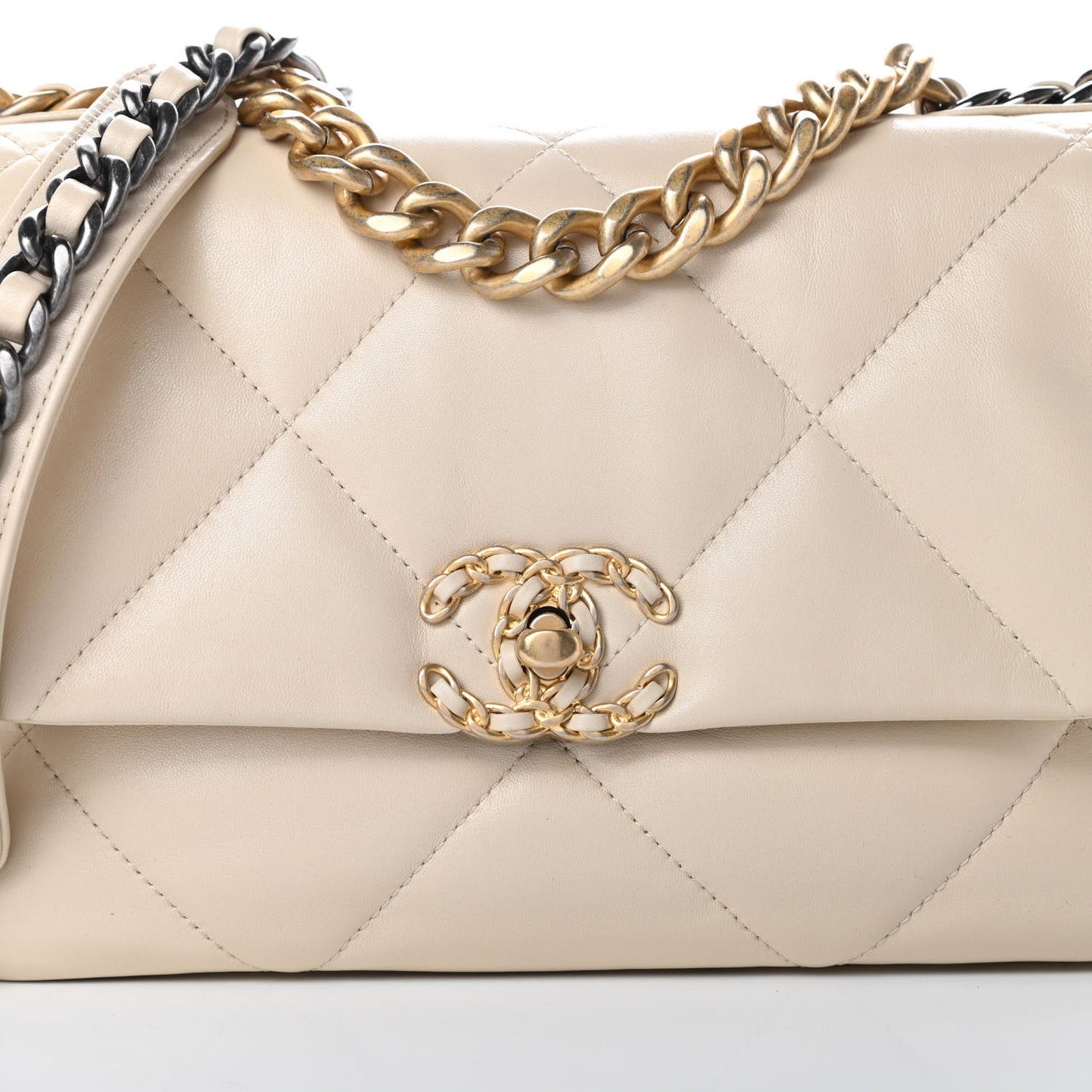 Lambskin Quilted Medium Chanel 19 Flap Beige