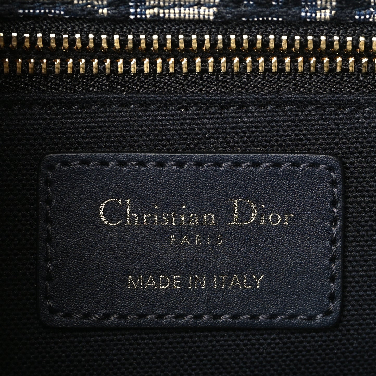Oblique 30 Montaigne Chain Flap Bag Blue