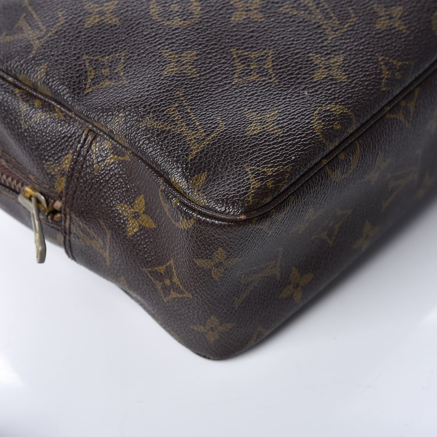 Louis Vuitton Monogram Trousse Toilette 28 15 of 16