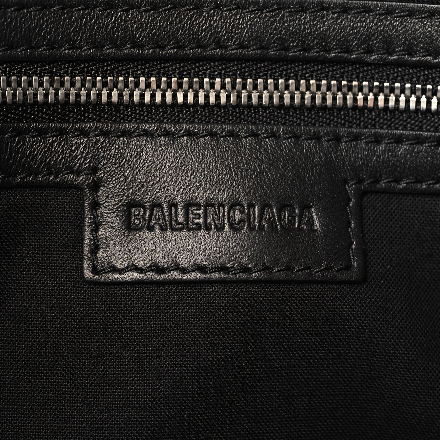 Metallized Arena Lambskin Classic Silver Hardware Medium Le City Steel Gray