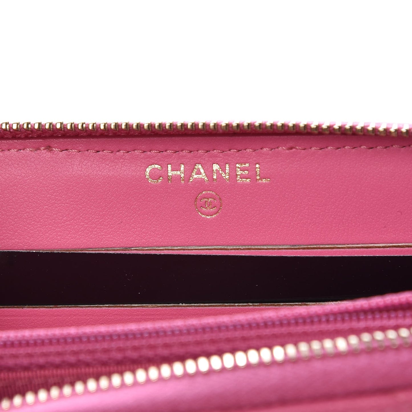 Caviar Quilted Small Zip Around Wallet Pink