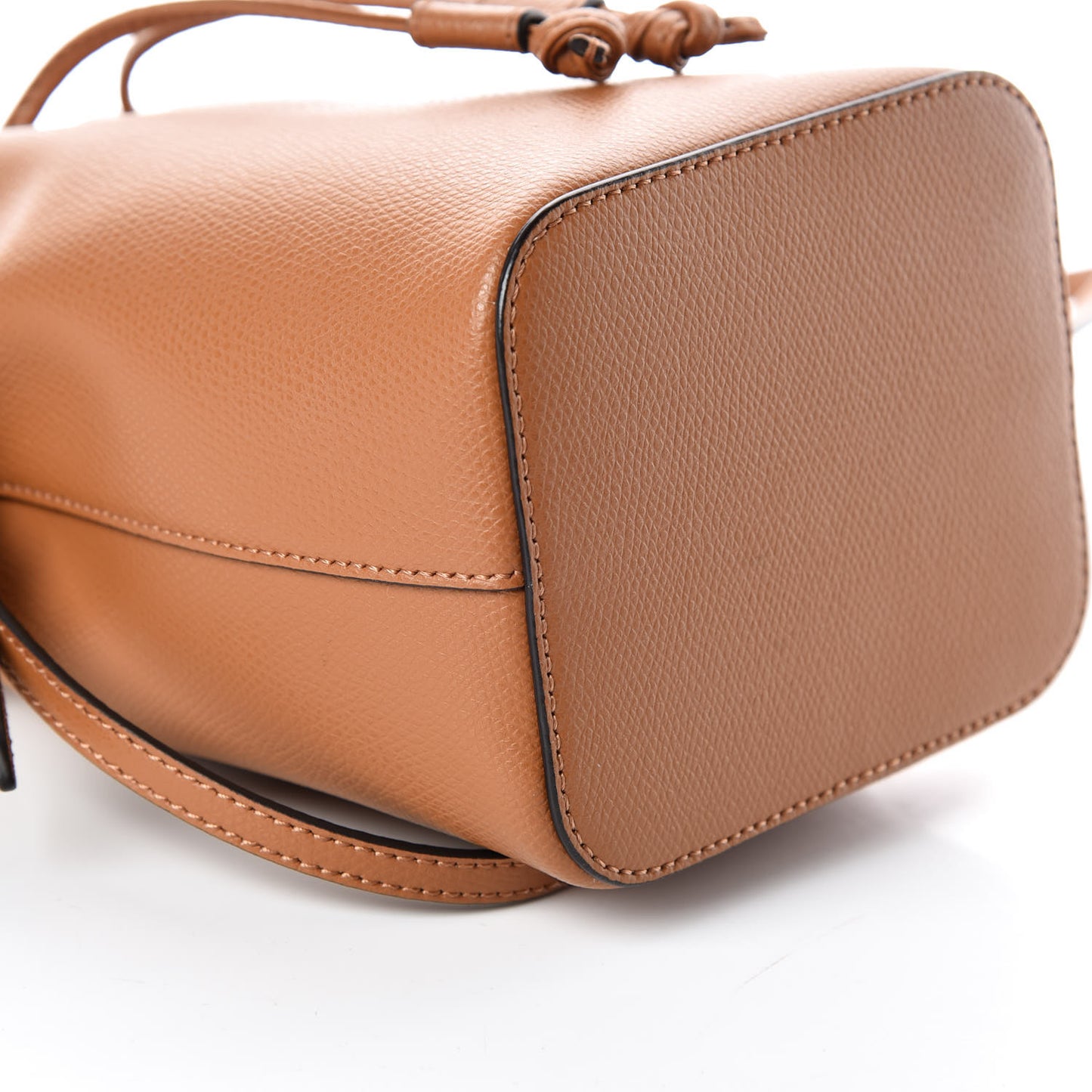 Vitello Cruise F is Fendi Mini Mon Tresor Bucket Bag Nocciola