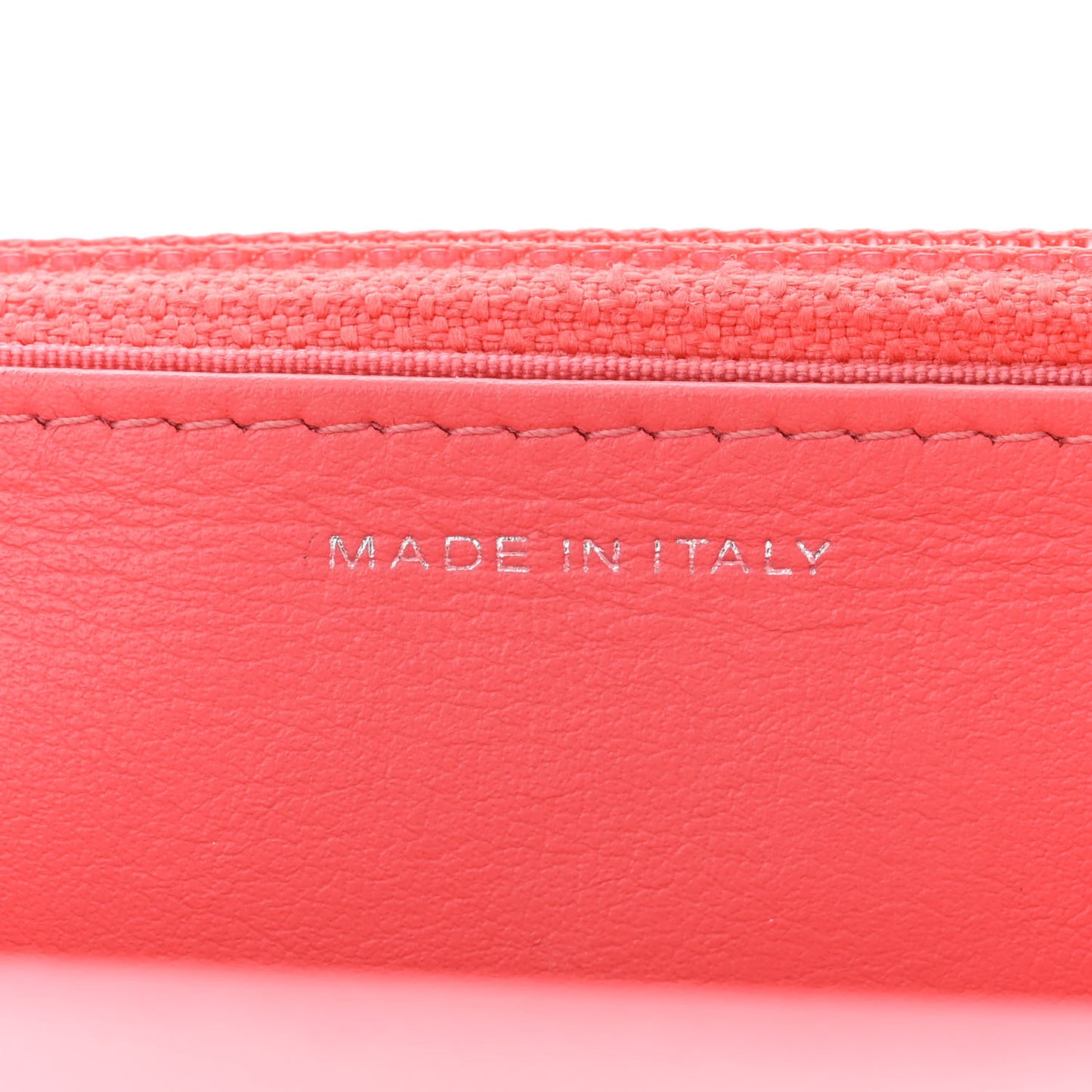 Caviar Quilted My Everything Wallet On Chain WOC Dark Coral