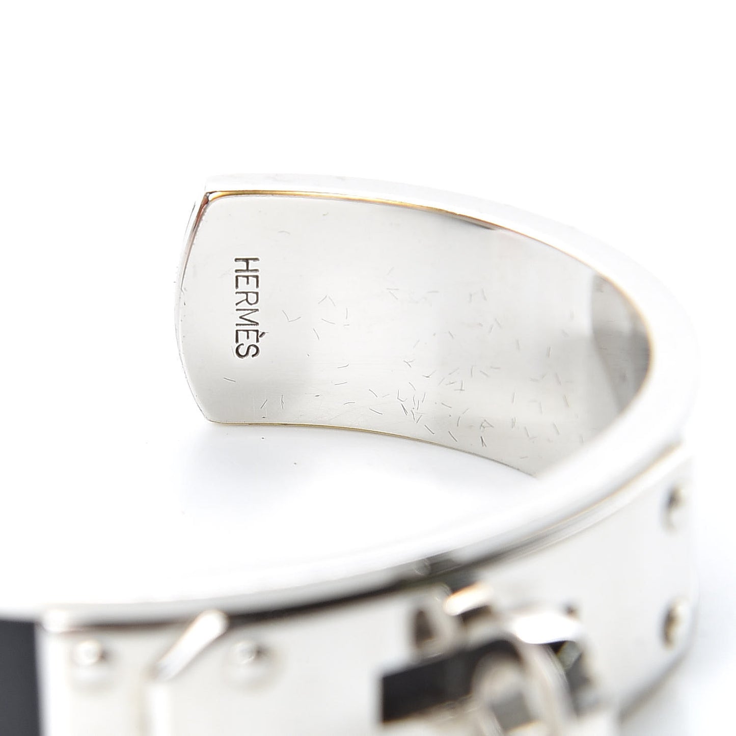Box Kelly Cuff Black
