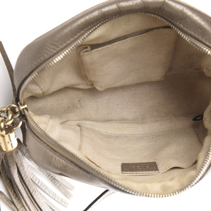Gucci Metallic Pebbled Calfskin Small Soho Disco Bag Golden Beige 5 of 23