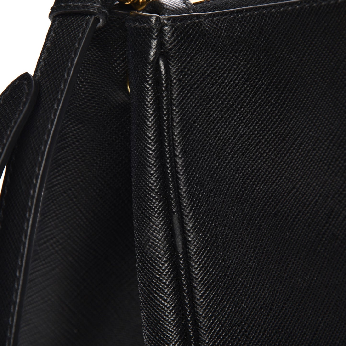 Saffiano Medium Galleria Double Zip Tote Black