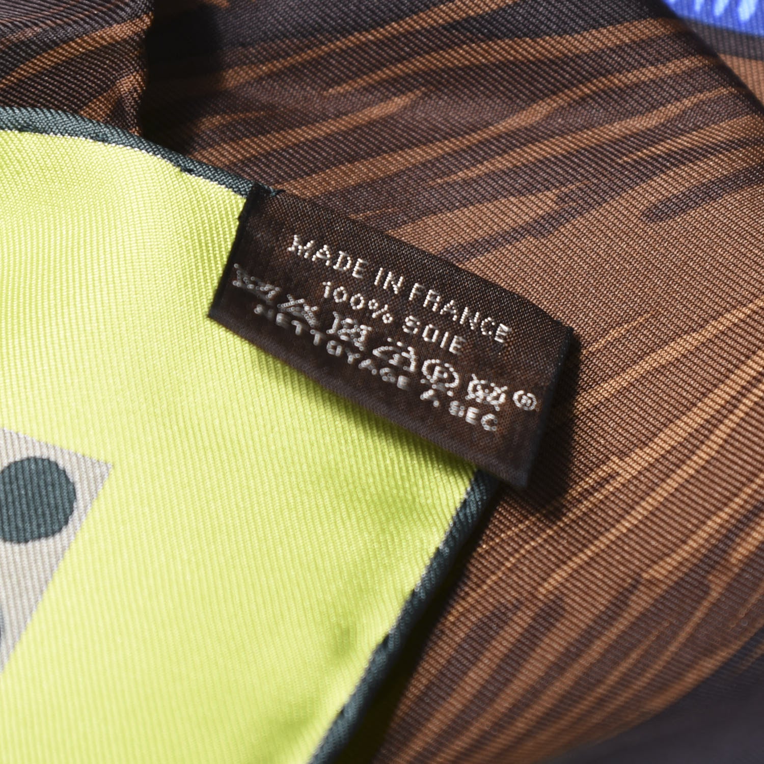 Hermes Silk Grrrrr! Scarf 100 Marron Lime Sapin 4 of 4