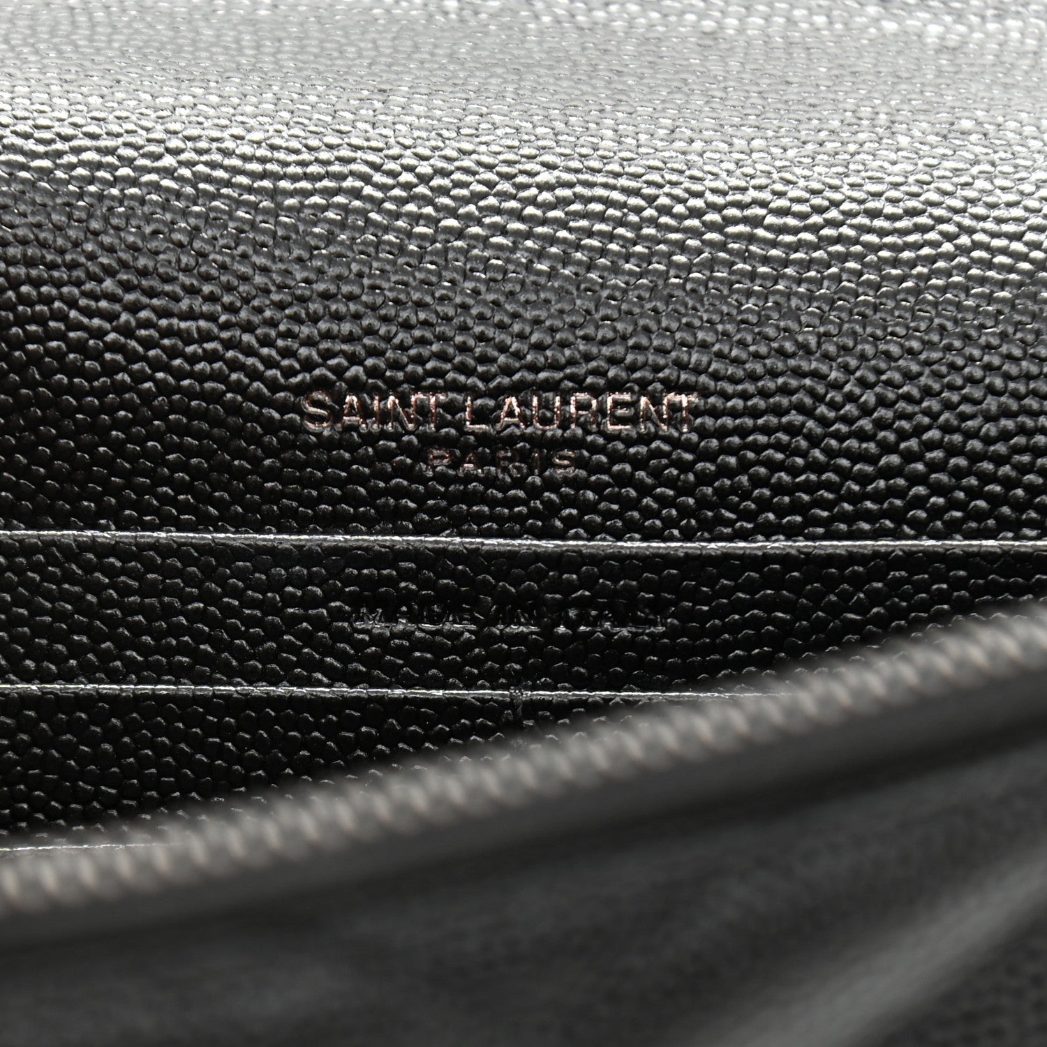 Saint Laurent Grain De Poudre Matelasse Chevron Monogram Monochrome Envelope Chain Wallet Black 5 of 7