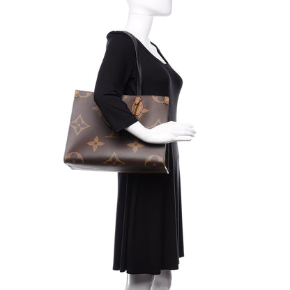 Louis Vuitton Reverse Monogram Giant Onthego MM 2 of 10