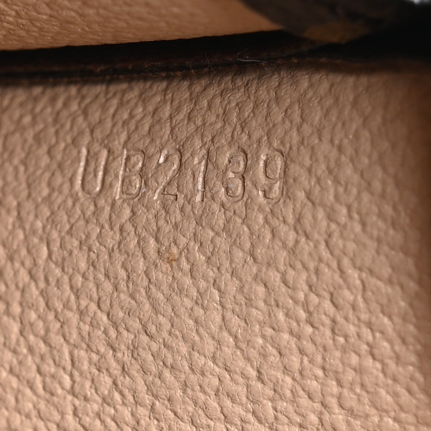Louis Vuitton Monogram Toiletry Pouch 26 6 of 11