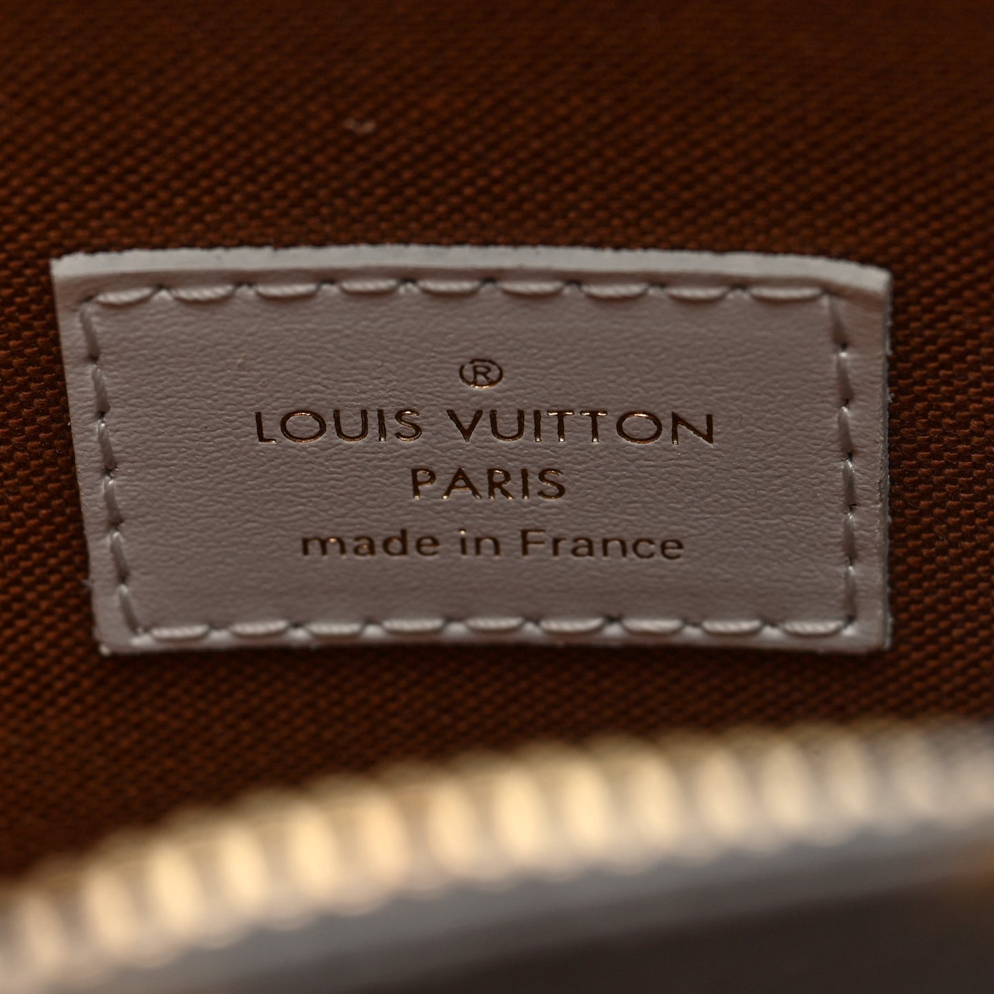 Monogram LV Match Ellipse BB White