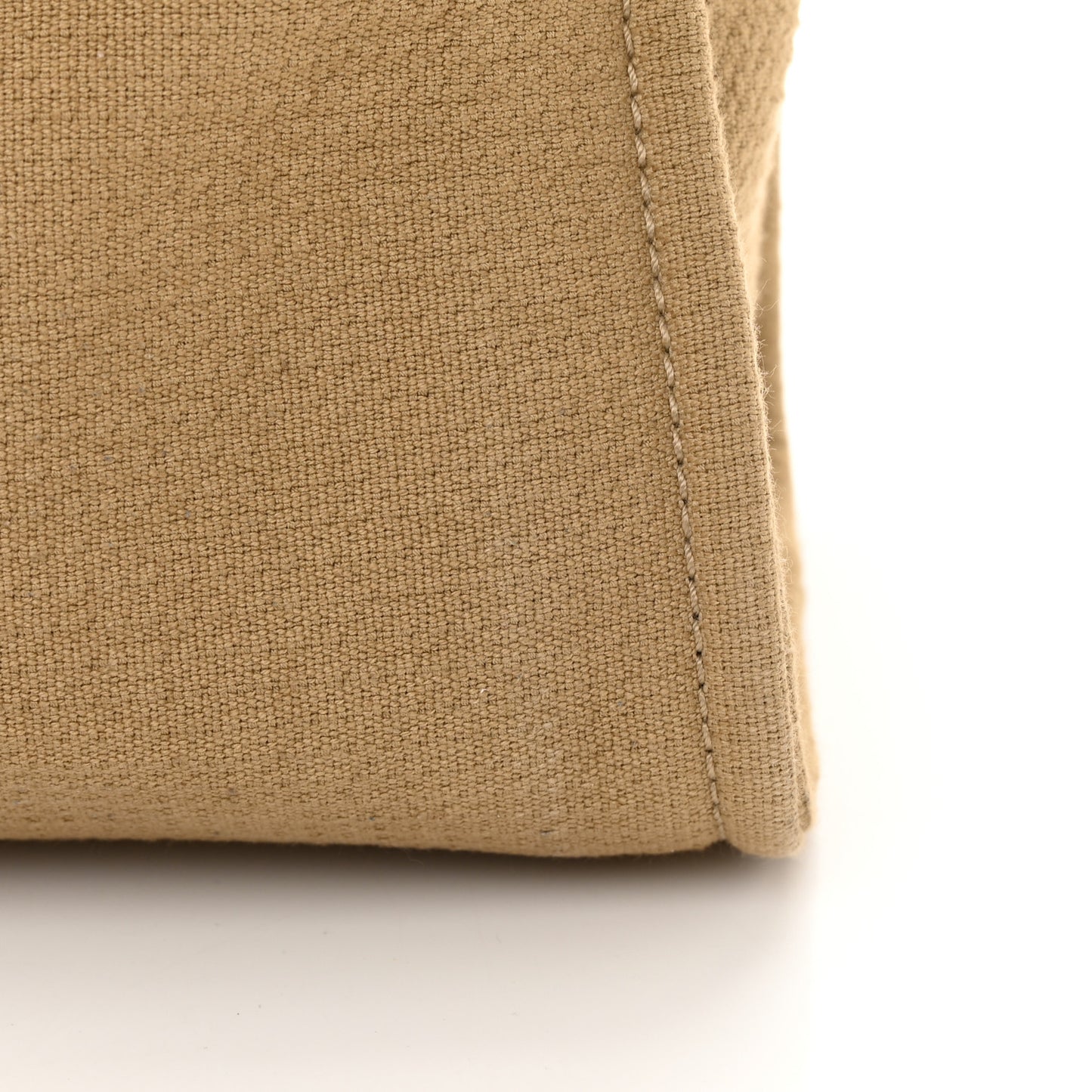 Mixed Fibers Medium Deauville Tote Beige