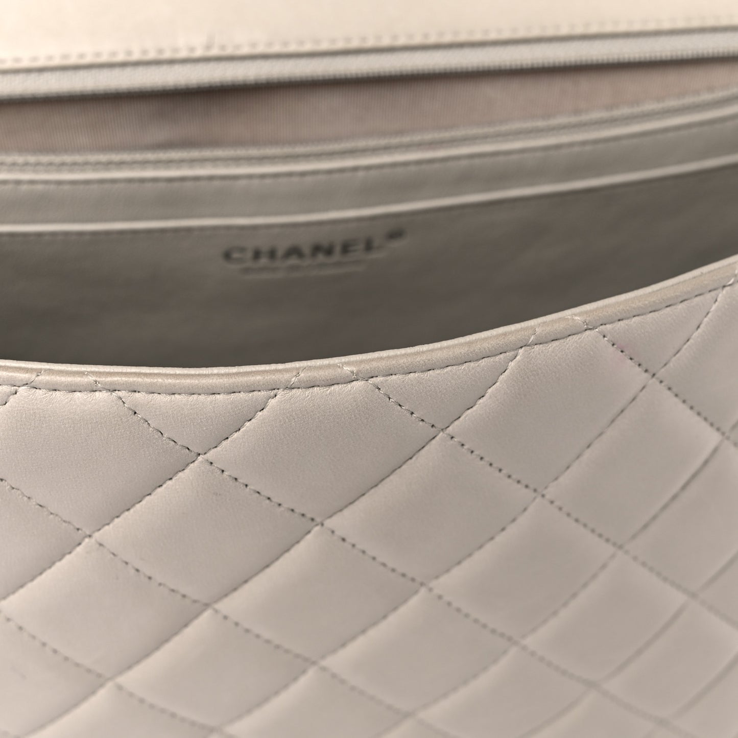 Lambskin Quilted Maxi Single Flap Beige