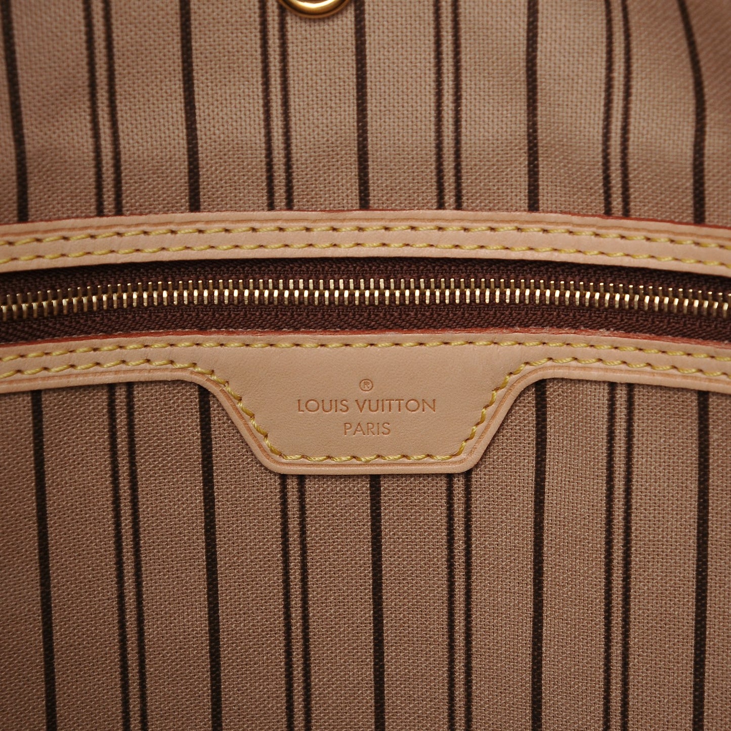Monogram Delightful GM