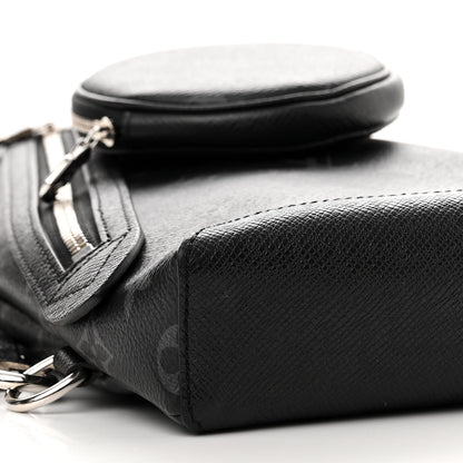 Louis Vuitton Taigarama Duo Slingbag Black 9 of 11
