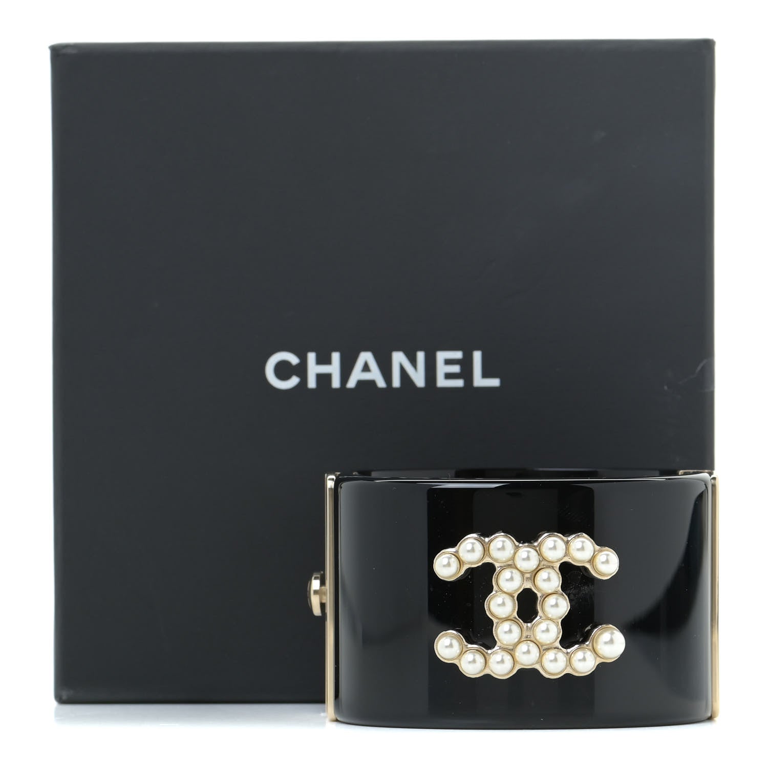 Chanel Resin Pearl CC Cuff Black 9 of 9