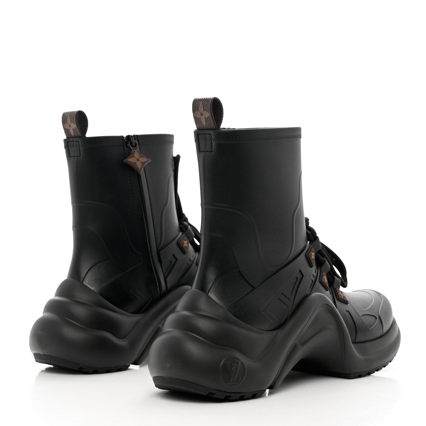Mat Rubber Monogram LV Archlight Sneaker Boots 37 Black