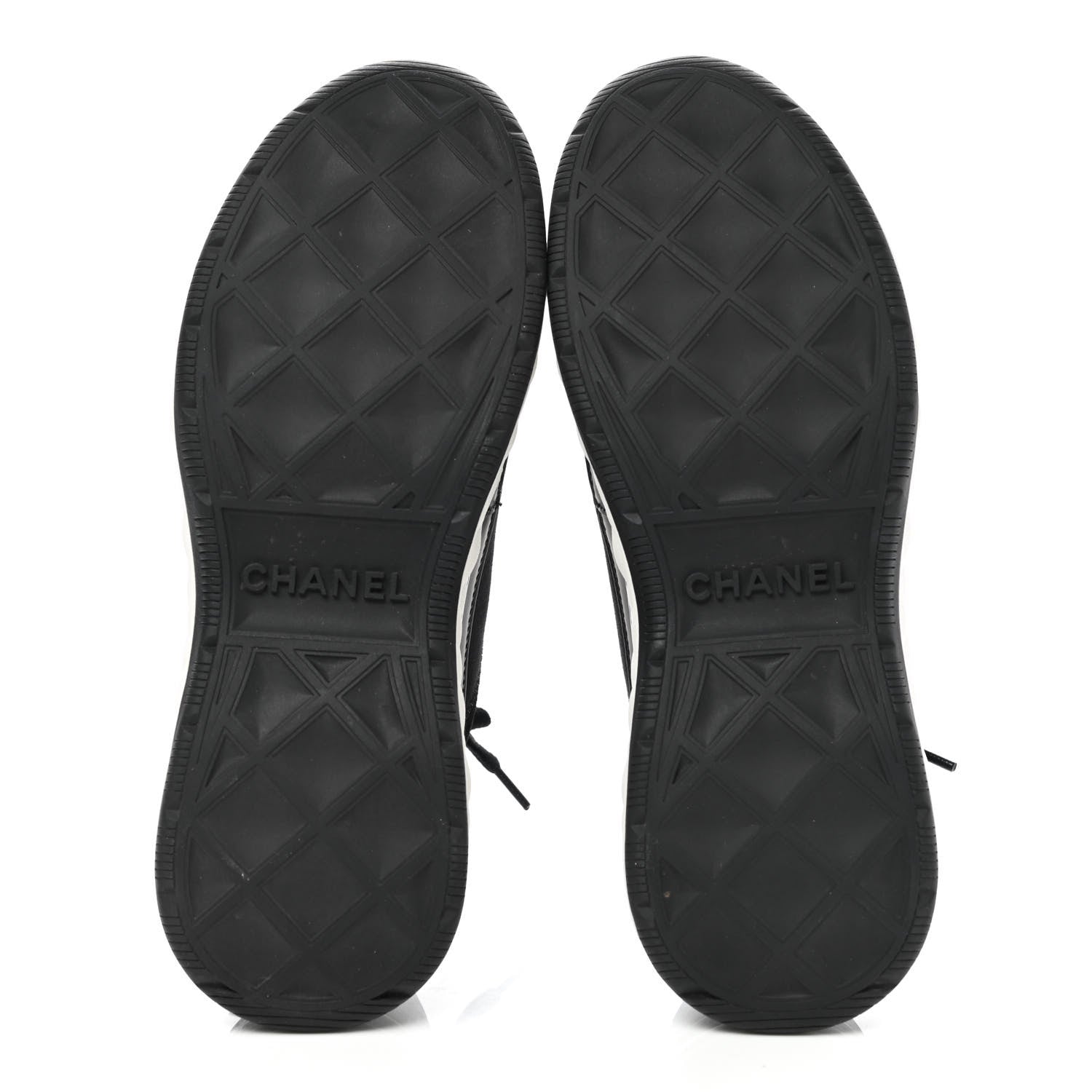 Chanel Velvet Calfskin Mixed Fibers CC Sneakers 38 Black 5 of 9