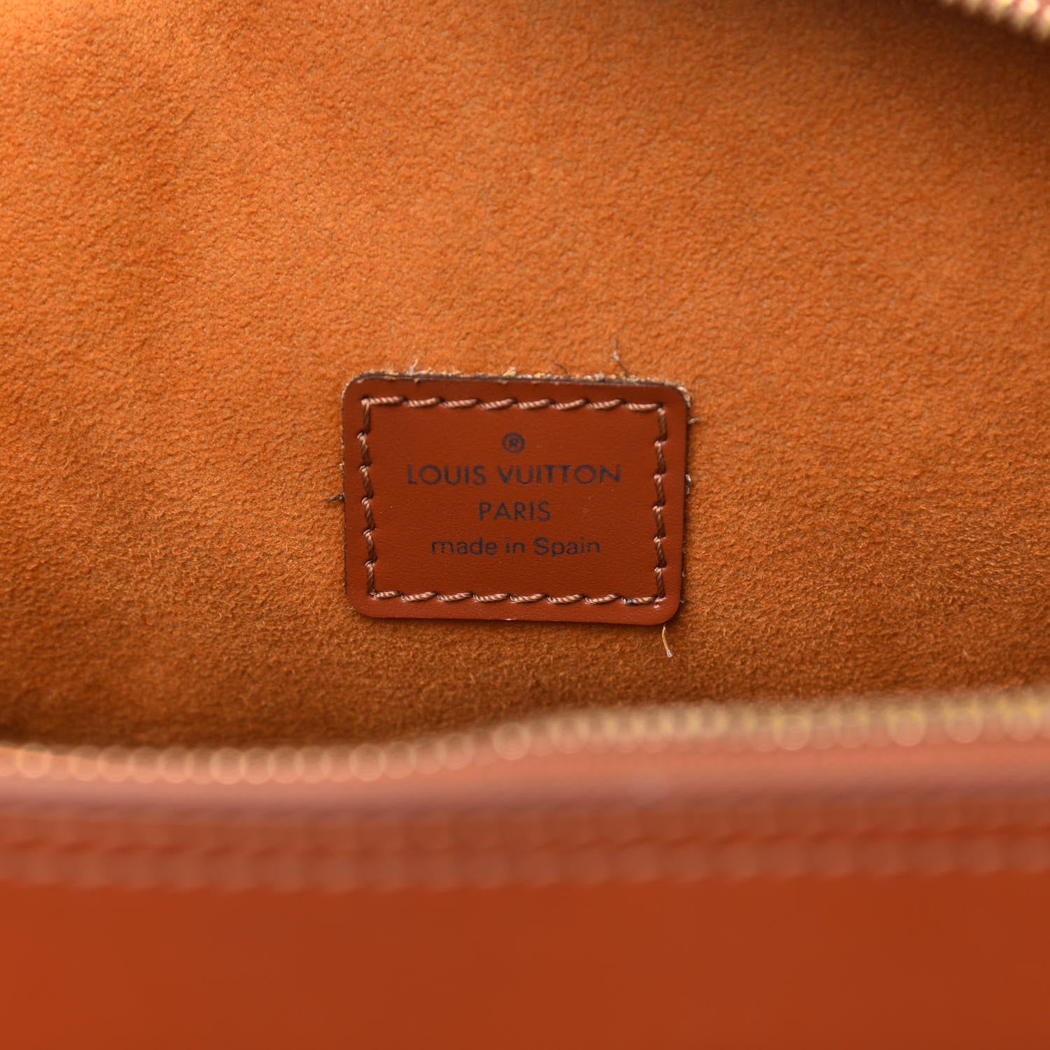 Louis Vuitton Epi Voltaire Kenyan Fawn 6 of 10