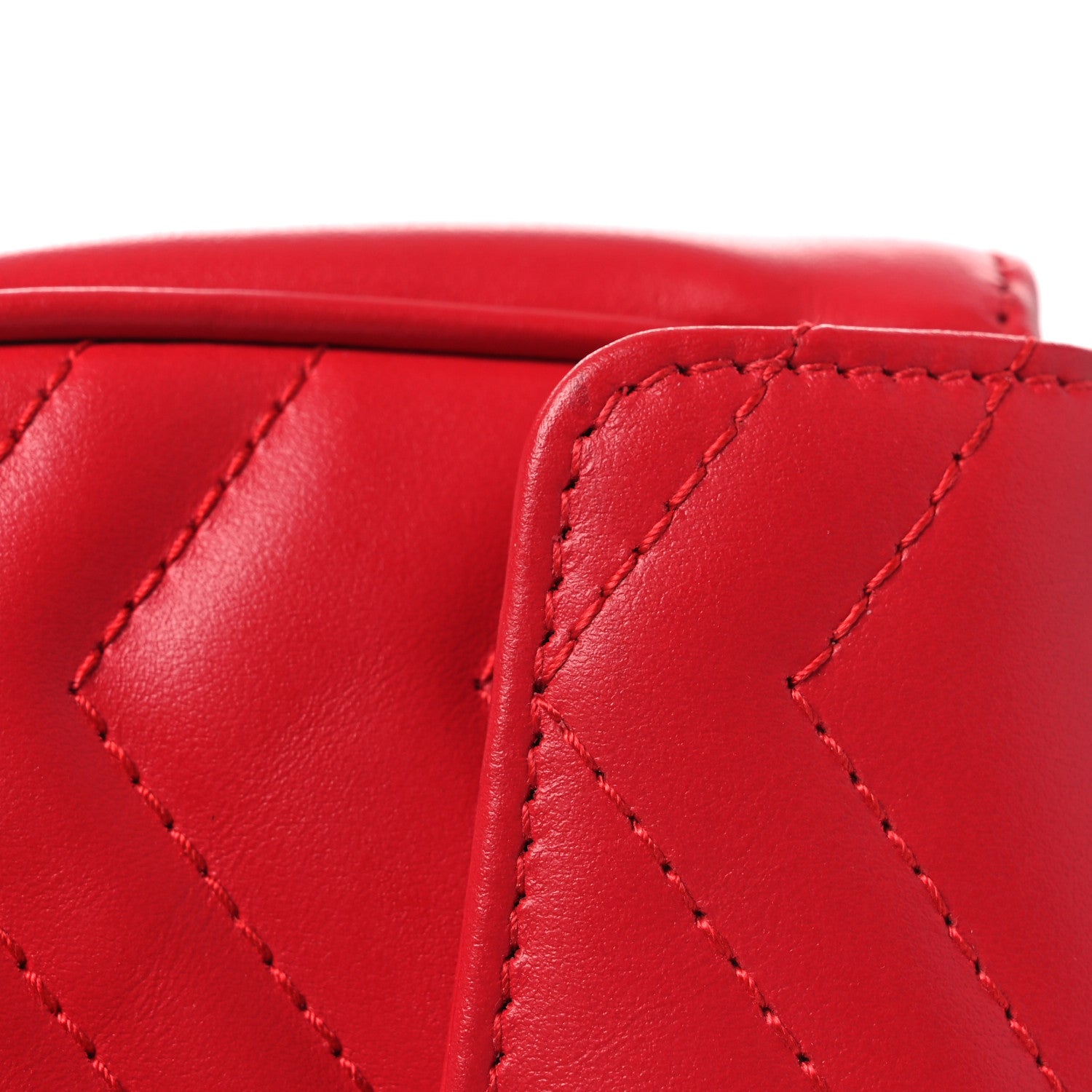 Gucci Calfskin Matelasse Super Mini GG Marmont Shoulder Bag