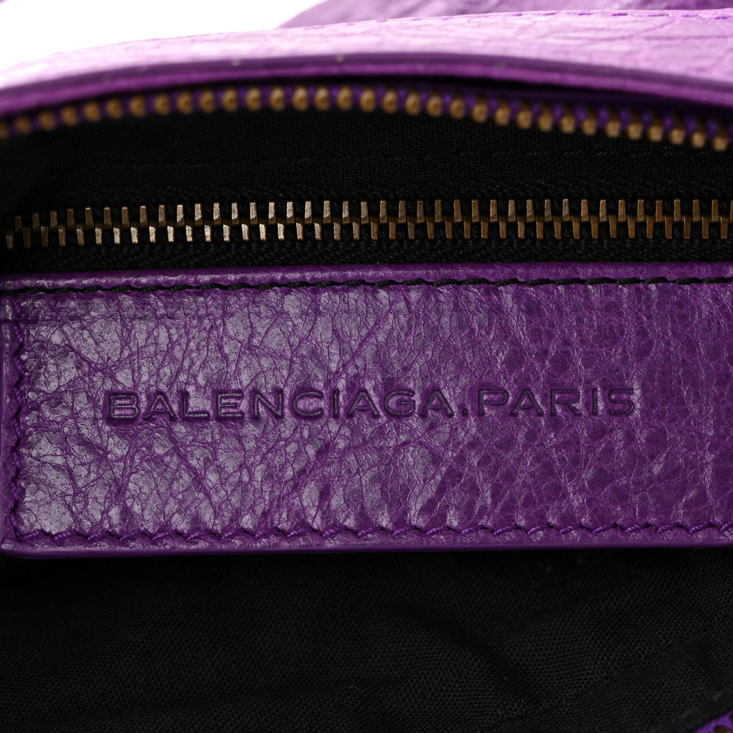 Agneau Classic Hardware Hip Ultraviolet