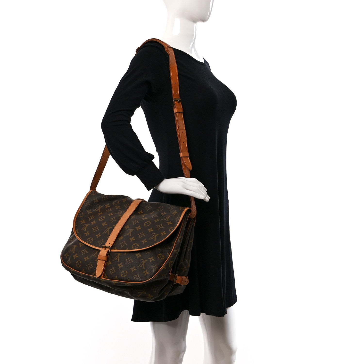 Louis Vuitton Monogram Saumur 35 2 of 11