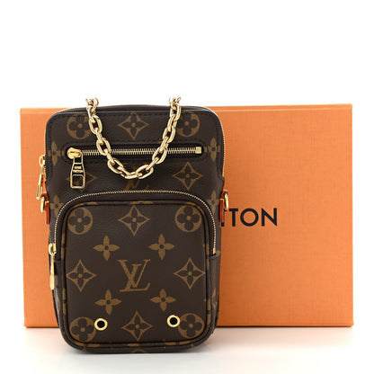 Louis Vuitton Monogram Utility Phone Sleeve 10 of 10