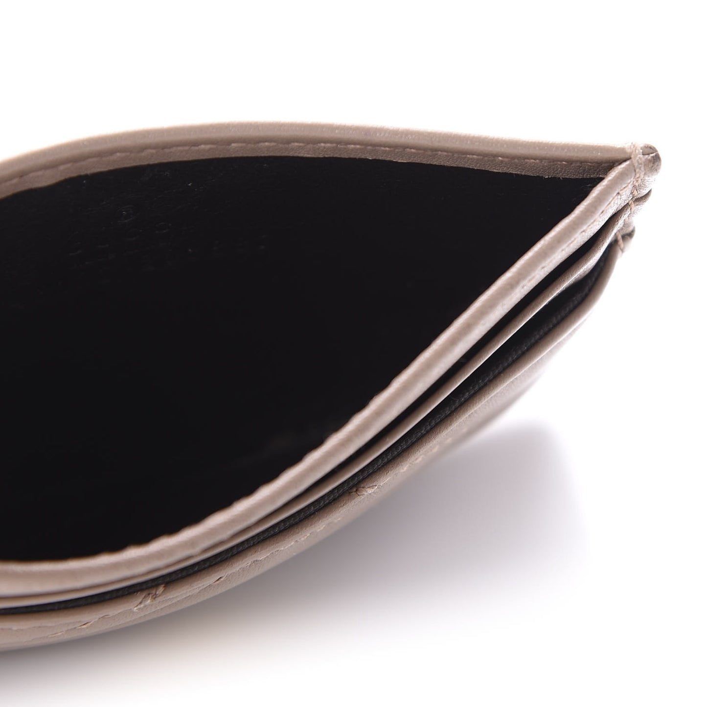 Calfskin Matelasse GG Marmont Card Holder Porcelain Rose